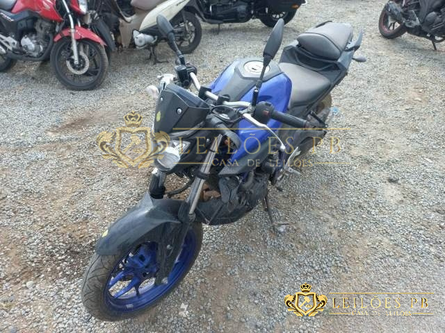 LOTE 13 YAMAHA MT-03 2019/2020